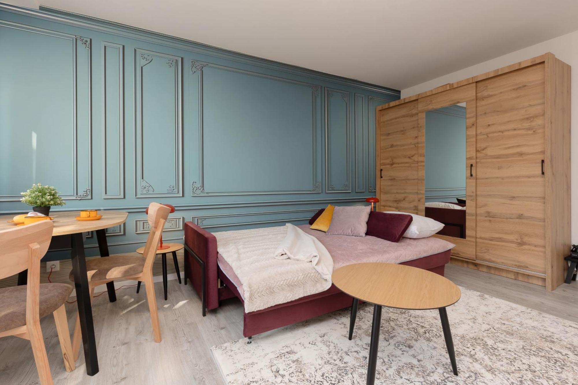 Apartment Elekcyjna With Balcony By Renters *